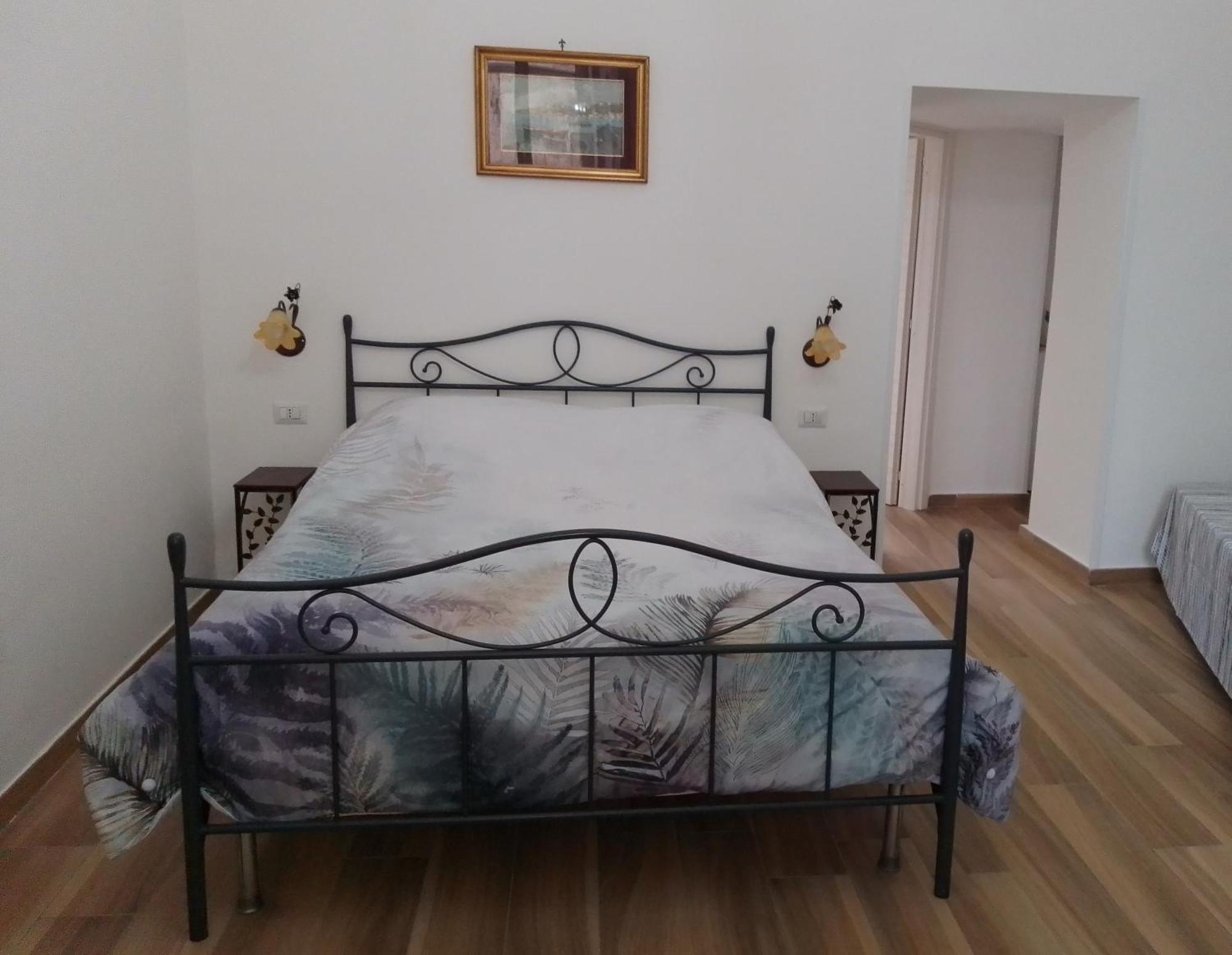 B&B Palazzo Sersale Napoli Bagian luar foto